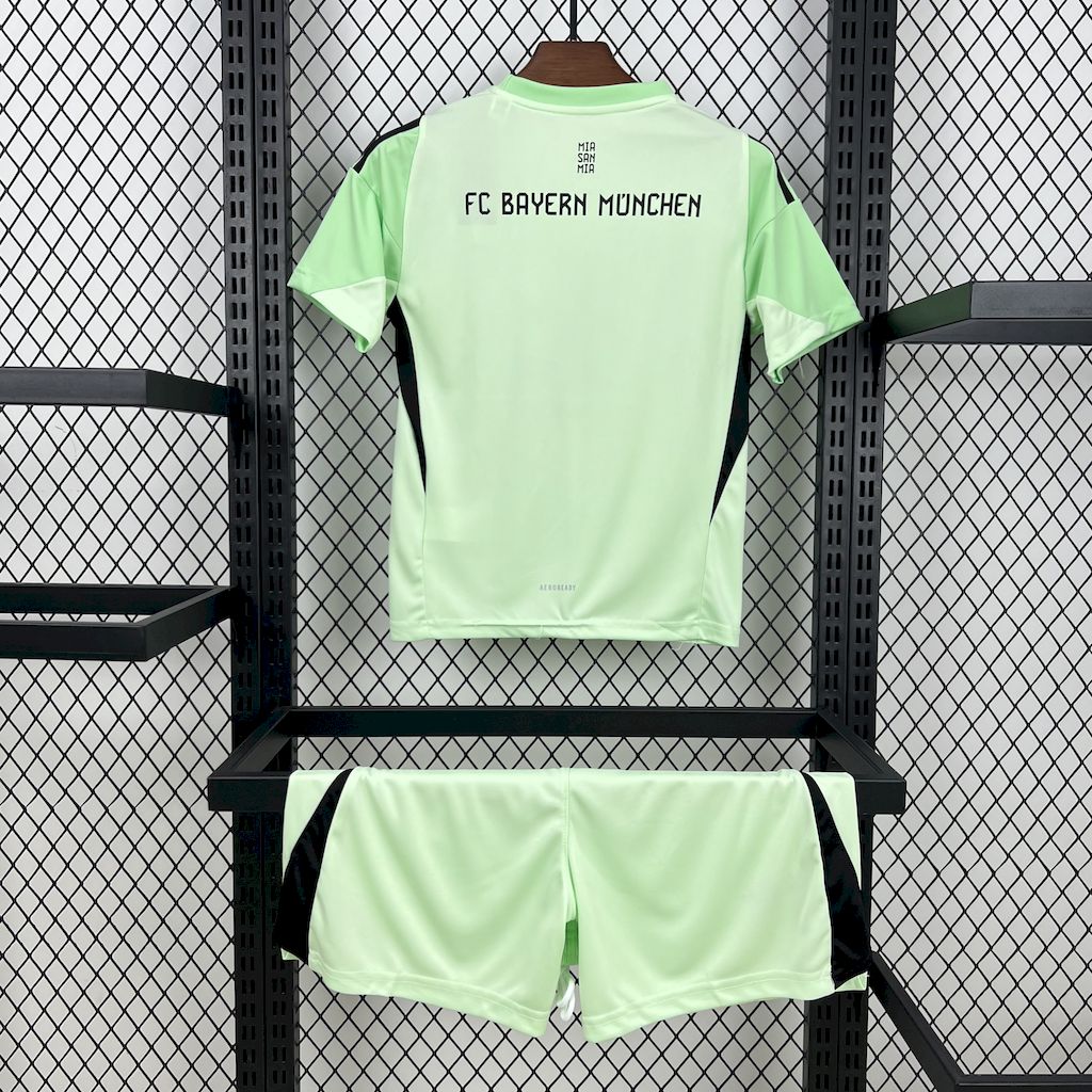 Bayern Munich Green Goalkeeper Kids Kit Jerseys+Shorts 2025/26 - sinoshirt
