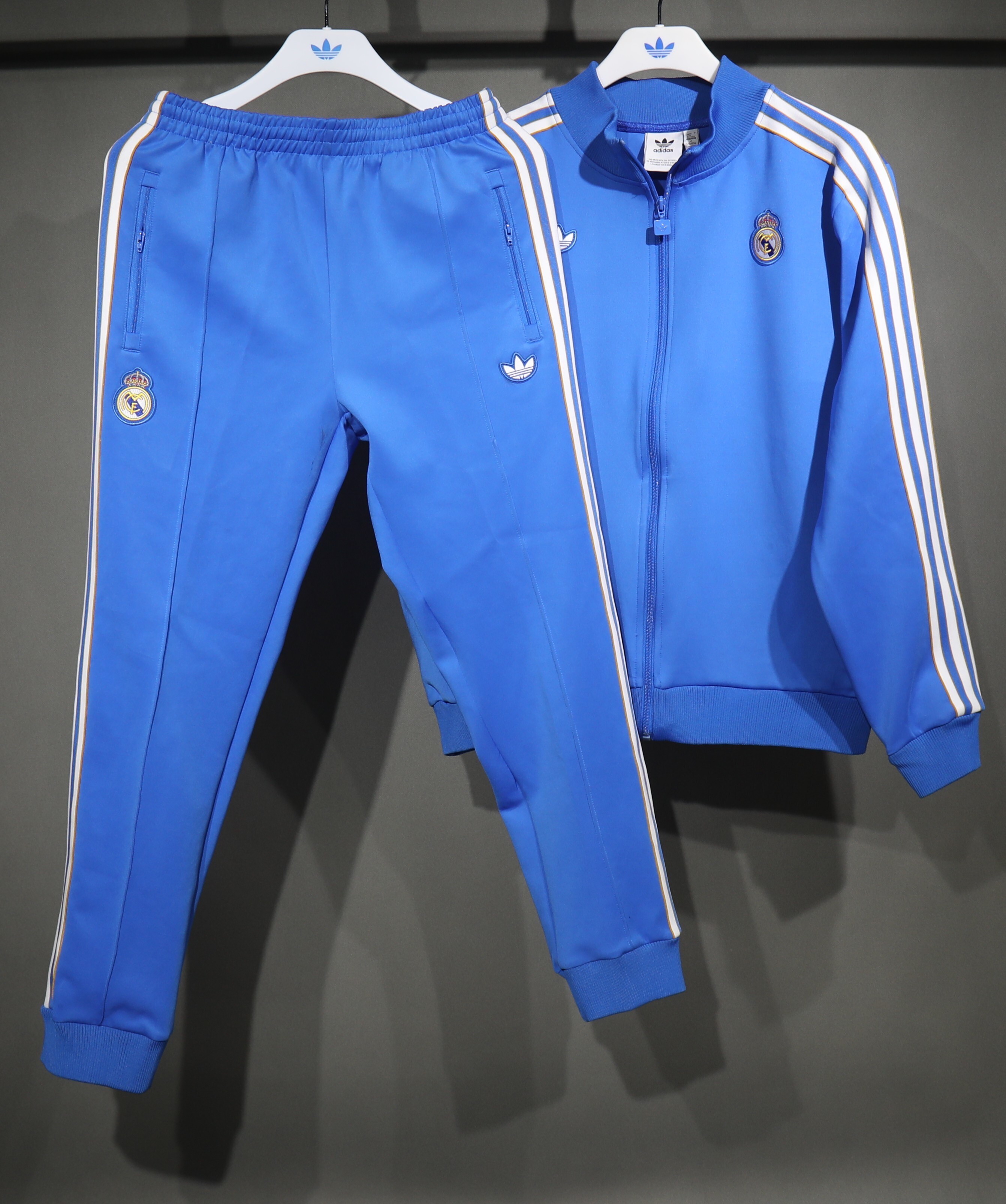 Real Madrid Training Kit (Jacket+Pants) Blue 2025/26 - sinoshirt