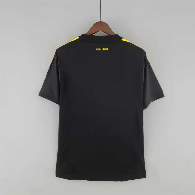 Real Madrid Retro Jersey Away Goalkeeper Black Soccer Custom Shirt 2011/12 - sinoshirt